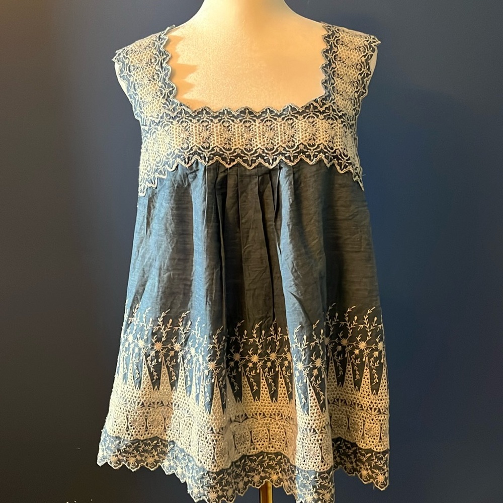 Embroidered Square-Neck Sleeveless Tunic - Blue with Cream Lace